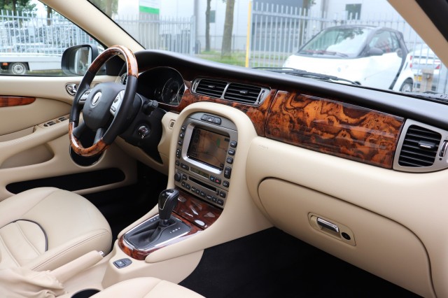 JAGUAR X-TYPE 2.2 D EXECUTIVE AUT/LEER/DAK/GEDOCUMENTEERD/92DKM!, Carmix, OSS