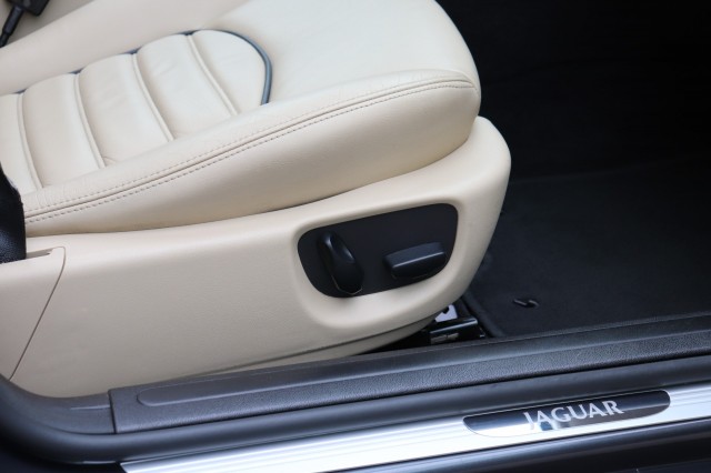 JAGUAR X-TYPE 2.2 D EXECUTIVE AUT/LEER/DAK/GEDOCUMENTEERD/92DKM!, Carmix, OSS