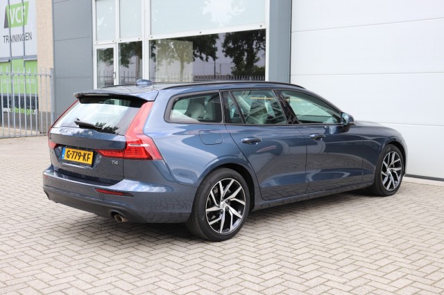 VOLVO V60 2.0 T4 AUT/LEER/SPORTSTOELEN/AppleCarPlay/Orig.NL/DEALERONDERH./, Carmix, OSS