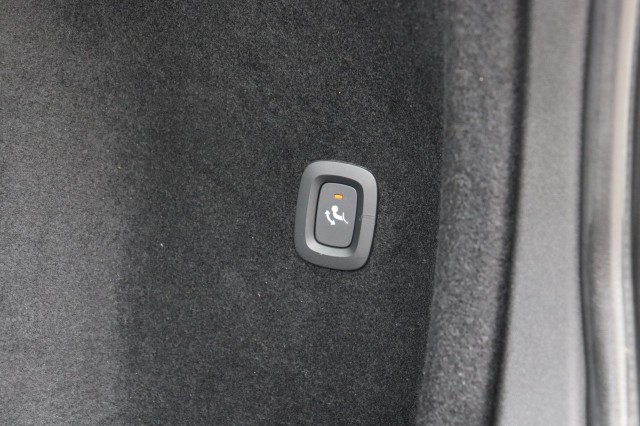 VOLVO V60 2.0 T4 AUT/LEER/SPORTSTOELEN/AppleCarPlay/Orig.NL/DEALERONDERH./, Carmix, OSS