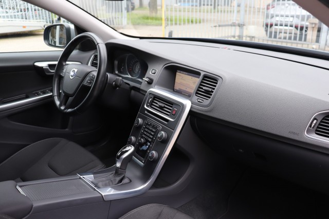VOLVO S60 1.6 T3 AUTOMAAT/ORIG.NL/DEALERONDERH., Carmix, OSS