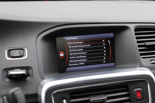 VOLVO S60 1.6 T3 AUTOMAAT/ORIG.NL/DEALERONDERH., Carmix, OSS