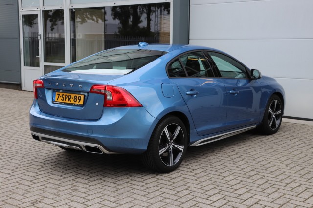 VOLVO S60 1.6 T3 AUTOMAAT/ORIG.NL/DEALERONDERH., Carmix, OSS