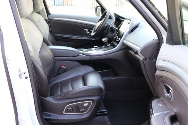 RENAULT ESPACE 1.6 TCE IN.PARIS 7P/PAN.DAK/BOSE/MASSAGE/LEER/NAVI/LED/CAMERA/4C, Carmix, OSS