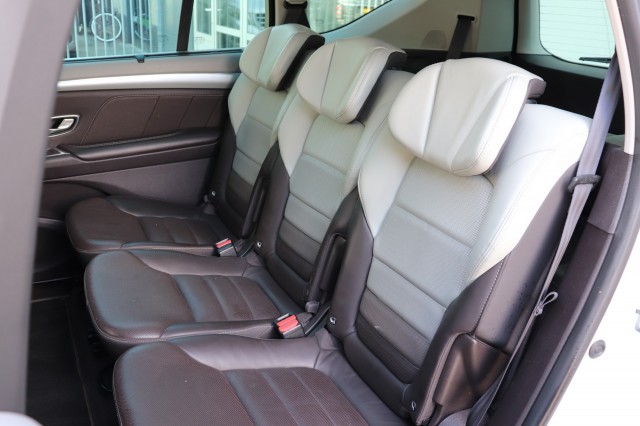 RENAULT ESPACE 1.6 TCE IN.PARIS 7P/PAN.DAK/BOSE/MASSAGE/LEER/NAVI/LED/CAMERA/4C, Carmix, OSS