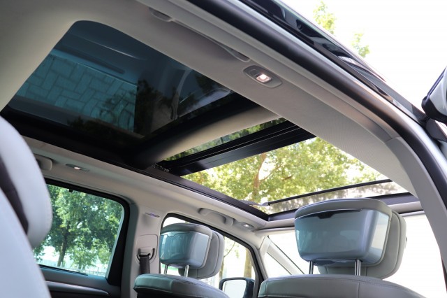 RENAULT ESPACE 1.6 TCE IN.PARIS 7P/PAN.DAK/BOSE/MASSAGE/LEER/NAVI/LED/CAMERA/4C, Carmix, OSS