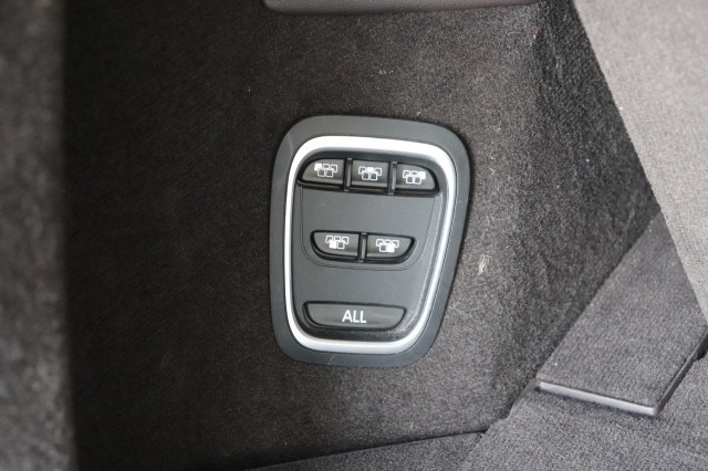 RENAULT ESPACE 1.6 TCE IN.PARIS 7P/PAN.DAK/BOSE/MASSAGE/LEER/NAVI/LED/CAMERA/4C, Carmix, OSS