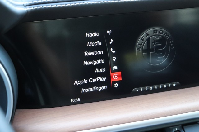 ALFA ROMEO STELVIO 2.0 T AWD Q4 SUPER/PAN.DAK/CARPLAY/MEMORYSTOEL/1E EIG. , Carmix, OSS