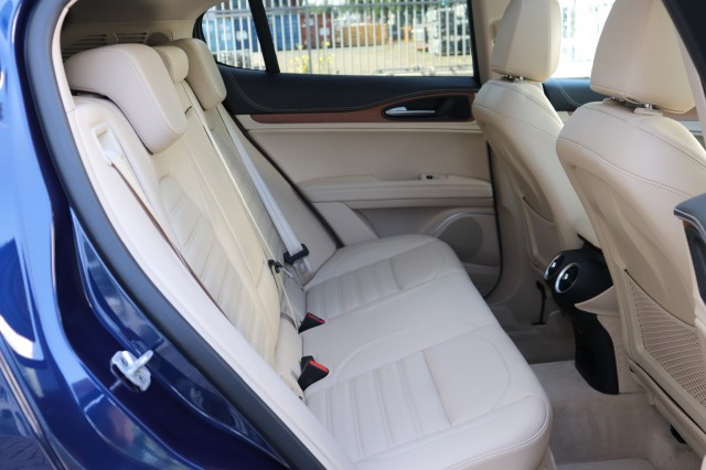 ALFA ROMEO STELVIO 2.0 T AWD Q4 SUPER/PAN.DAK/CARPLAY/MEMORYSTOEL/1E EIG. , Carmix, OSS