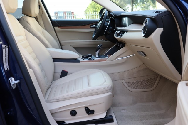 ALFA ROMEO STELVIO 2.0 T AWD Q4 SUPER/PAN.DAK/CARPLAY/MEMORYSTOEL/1E EIG. , Carmix, OSS