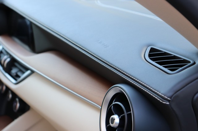 ALFA ROMEO STELVIO 2.0 T AWD Q4 SUPER/PAN.DAK/CARPLAY/MEMORYSTOEL/1E EIG. , Carmix, OSS