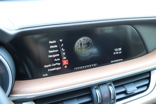 ALFA ROMEO STELVIO 2.0 T AWD Q4 SUPER/PAN.DAK/CARPLAY/MEMORYSTOEL/1E EIG. , Carmix, OSS