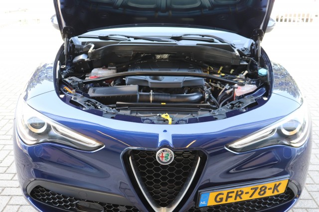 ALFA ROMEO STELVIO 2.0 T AWD Q4 SUPER/PAN.DAK/CARPLAY/MEMORYSTOEL/1E EIG. , Carmix, OSS
