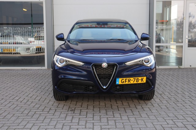 ALFA ROMEO STELVIO 2.0 T AWD Q4 SUPER/PAN.DAK/CARPLAY/MEMORYSTOEL/1E EIG. , Carmix, OSS