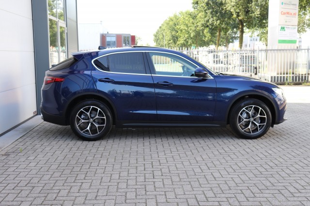 ALFA ROMEO STELVIO 2.0 T AWD Q4 SUPER/PAN.DAK/CARPLAY/MEMORYSTOEL/1E EIG. , Carmix, OSS