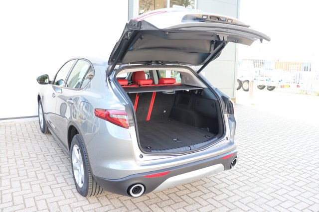 ALFA ROMEO STELVIO 2.0 T AWD Q4 SUPER/1e EIG/DEALERONDERH./62DKM!, Carmix, OSS
