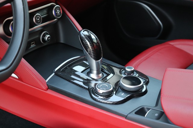 ALFA ROMEO STELVIO 2.0 T AWD Q4 SUPER/1e EIG/DEALERONDERH./62DKM!, Carmix, OSS