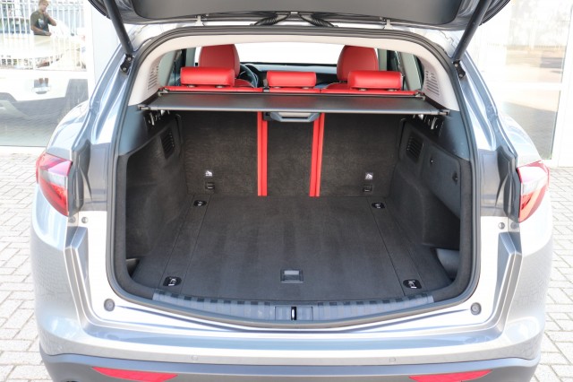 ALFA ROMEO STELVIO 2.0 T AWD Q4 SUPER/1e EIG/DEALERONDERH./62DKM!, Carmix, OSS