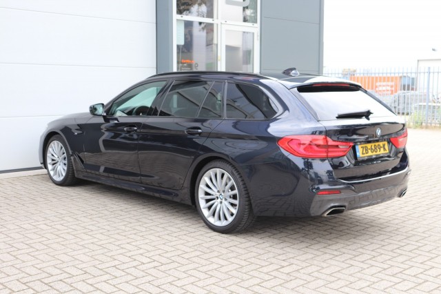 BMW 5-SERIE 540D XD HIGH EX. ED. 320PK AUT/M-Sport/Pan.Dak/1e eig/orig.NL, Carmix, OSS