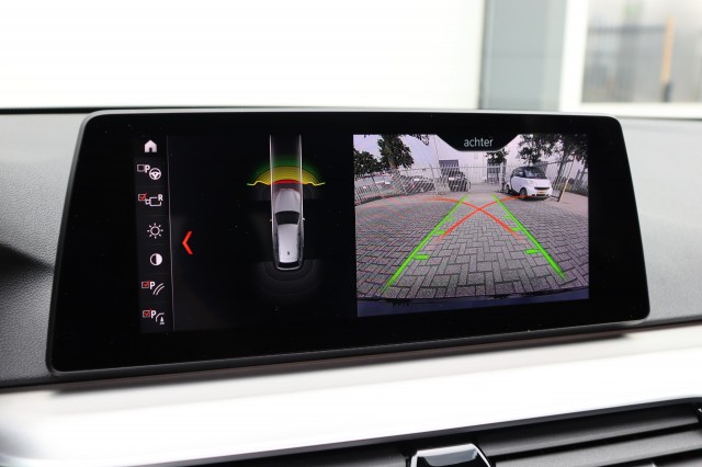 BMW 5-SERIE 540D XD HIGH EX. ED. 320PK AUT/M-Sport/Pan.Dak/1e eig/orig.NL, Carmix, OSS