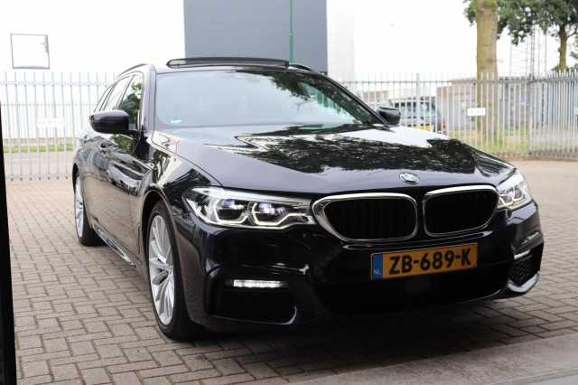 BMW 5-SERIE 540D XD HIGH EX. ED. 320PK AUT/M-Sport/Pan.Dak/1e eig/orig.NL, Carmix, OSS