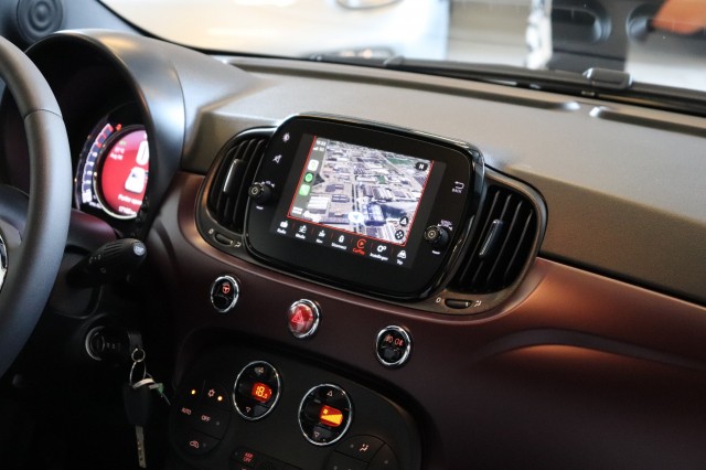 FIAT 500 1.2 STAR/ORIG.NL/1E EIG./PAN.DAK/PDC/CLIMA/CRUISE/NAVI/LED/16, Carmix, OSS