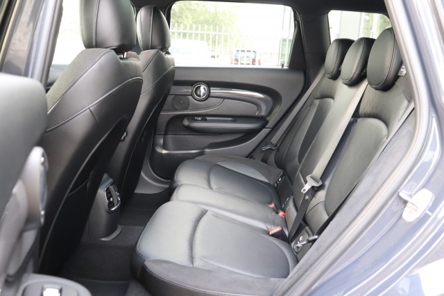 MINI MINI 2.0 COOPER S (192PK) BNS +/PAN.DAK/LEER/ALCANTARA/NAVI/LED/CLIMA, Carmix, OSS