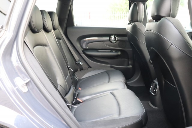 MINI MINI 2.0 COOPER S (192PK) BNS +/PAN.DAK/LEER/ALCANTARA/NAVI/LED/CLIMA, Carmix, OSS