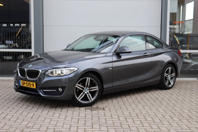 BMW 2-SERIE - 218I SPORT Coupe AUT/NAVI/LED/KEYLESS/SPORTST./ONDERH.CONTRACT