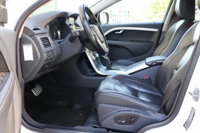 VOLVO XC70 2.4 D4 (5CIL) AWD 181PK Geartr. POLAR+, Carmix, OSS