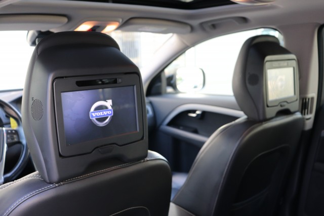 VOLVO XC70 2.4 D4 (5CIL) AWD 181PK Geartr. POLAR+, Carmix, OSS