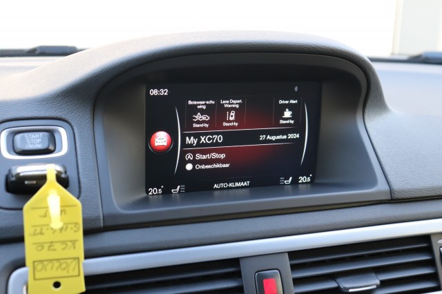 VOLVO XC70 2.4 D4 (5CIL) AWD 181PK Geartr. POLAR+, Carmix, OSS