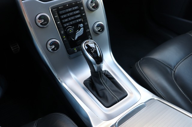 VOLVO XC70 2.4 D4 (5CIL) AWD 181PK Geartr. POLAR+, Carmix, OSS