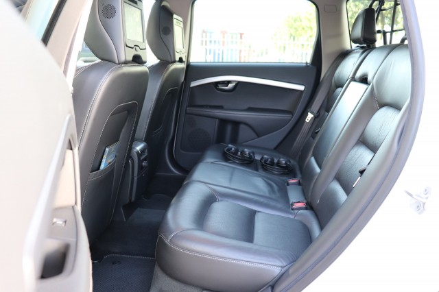 VOLVO XC70 2.4 D4 (5CIL) AWD 181PK Geartr. POLAR+, Carmix, OSS