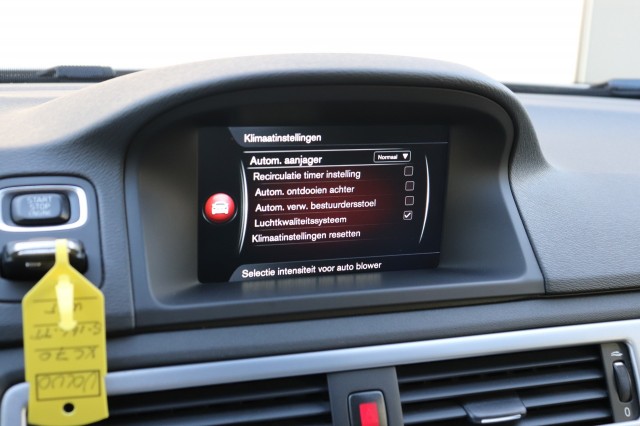 VOLVO XC70 2.4 D4 (5CIL) AWD 181PK Geartr. POLAR+, Carmix, OSS