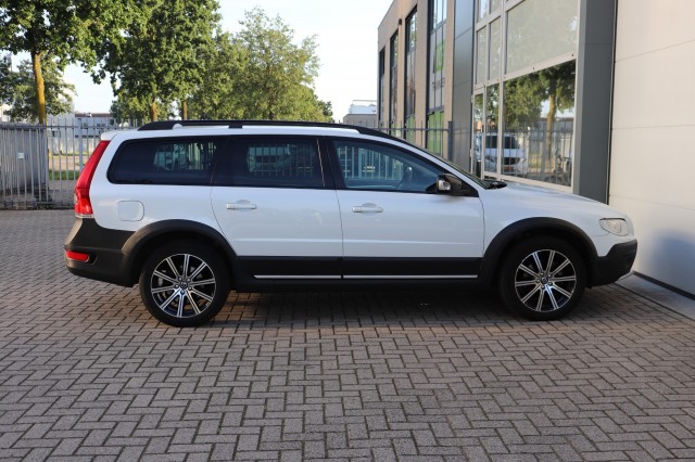 VOLVO XC70 2.4 D4 (5CIL) AWD 181PK Geartr. POLAR+, Carmix, OSS