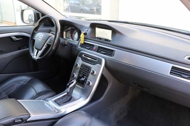 VOLVO XC70 2.4 D4 (5CIL) AWD 181PK Geartr. POLAR+, Carmix, OSS