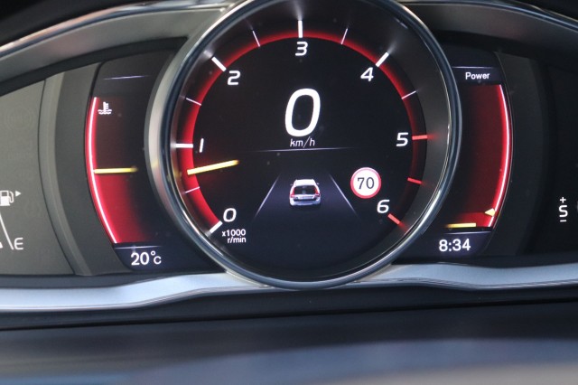 VOLVO XC70 2.4 D4 (5CIL) AWD 181PK Geartr. POLAR+, Carmix, OSS