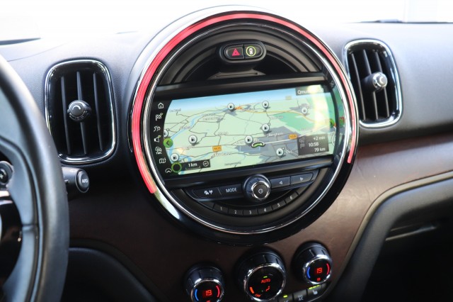 MINI MINI 2.0 COOPER S ALL4 192PK CHILI AUT/CARPLAY/CLASSIC-LEER/LED/ORIG., Carmix, OSS