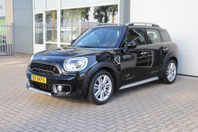 MINI MINI 2.0 COOPER S ALL4 192PK CHILI AUT/CARPLAY/CLASSIC-LEER/LED/ORIG., Carmix, OSS