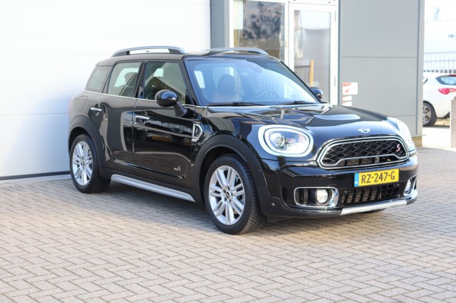 MINI MINI 2.0 COOPER S ALL4 192PK CHILI AUT/CARPLAY/CLASSIC-LEER/LED/ORIG., Carmix, OSS