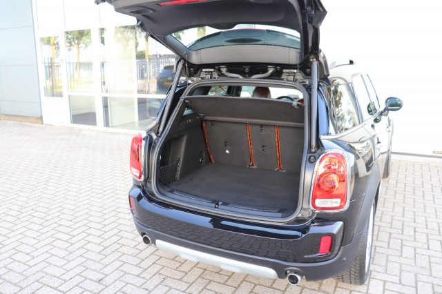 MINI MINI 2.0 COOPER S ALL4 192PK CHILI AUT/CARPLAY/CLASSIC-LEER/LED/ORIG., Carmix, OSS