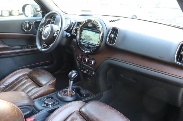 MINI MINI 2.0 COOPER S ALL4 192PK CHILI AUT/CARPLAY/CLASSIC-LEER/LED/ORIG., Carmix, OSS