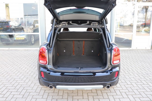 MINI MINI 2.0 COOPER S ALL4 192PK CHILI AUT/CARPLAY/CLASSIC-LEER/LED/ORIG., Carmix, OSS