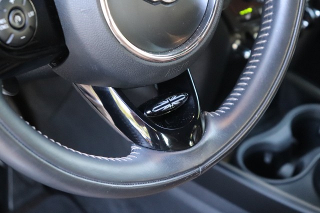 MINI MINI 2.0 COOPER S ALL4 192PK CHILI AUT/CARPLAY/CLASSIC-LEER/LED/ORIG., Carmix, OSS