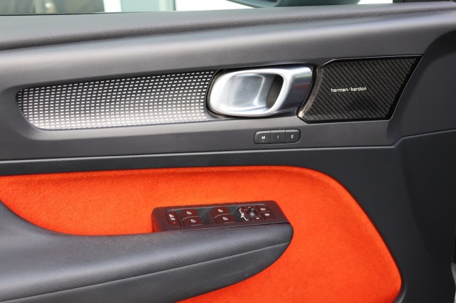 VOLVO XC40 2.0 T5 AWD R-D I.ED., Carmix, OSS