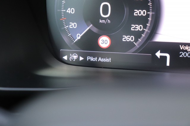 VOLVO XC40 2.0 T5 AWD R-D I.ED., Carmix, OSS