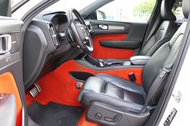 VOLVO XC40 2.0 T5 AWD R-D I.ED., Carmix, OSS