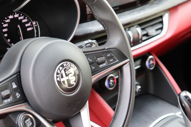 ALFA ROMEO STELVIO 2.2D SUPER AUT/CARPLAY/AD.CRUISE/NAVI/CAMERA/CLIMA/79DKM!/18, Carmix, OSS