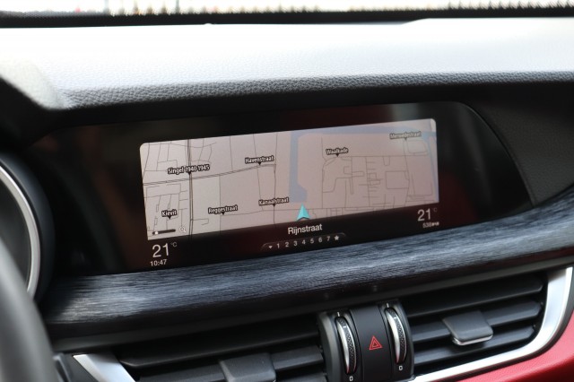 ALFA ROMEO STELVIO 2.2D SUPER AUT/CARPLAY/AD.CRUISE/NAVI/CAMERA/CLIMA/79DKM!/18, Carmix, OSS